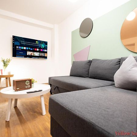 Ko-Living - Beatles Und Banksy Suites & Studios Am Eselsbrunnen - Altstadt - Kueche Halle  Kültér fotó