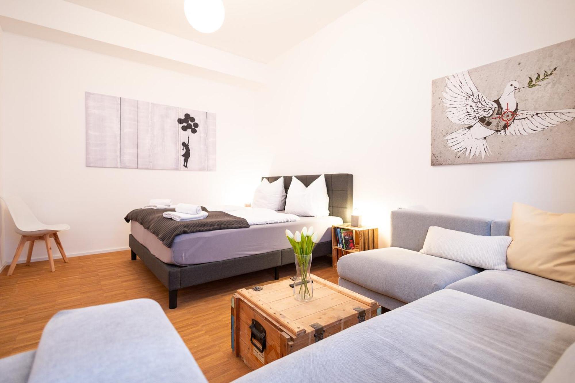 Ko-Living - Beatles Und Banksy Suites & Studios Am Eselsbrunnen - Altstadt - Kueche Halle  Kültér fotó