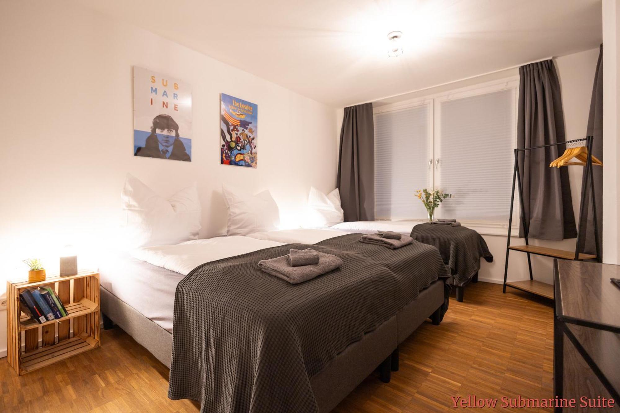 Ko-Living - Beatles Und Banksy Suites & Studios Am Eselsbrunnen - Altstadt - Kueche Halle  Kültér fotó